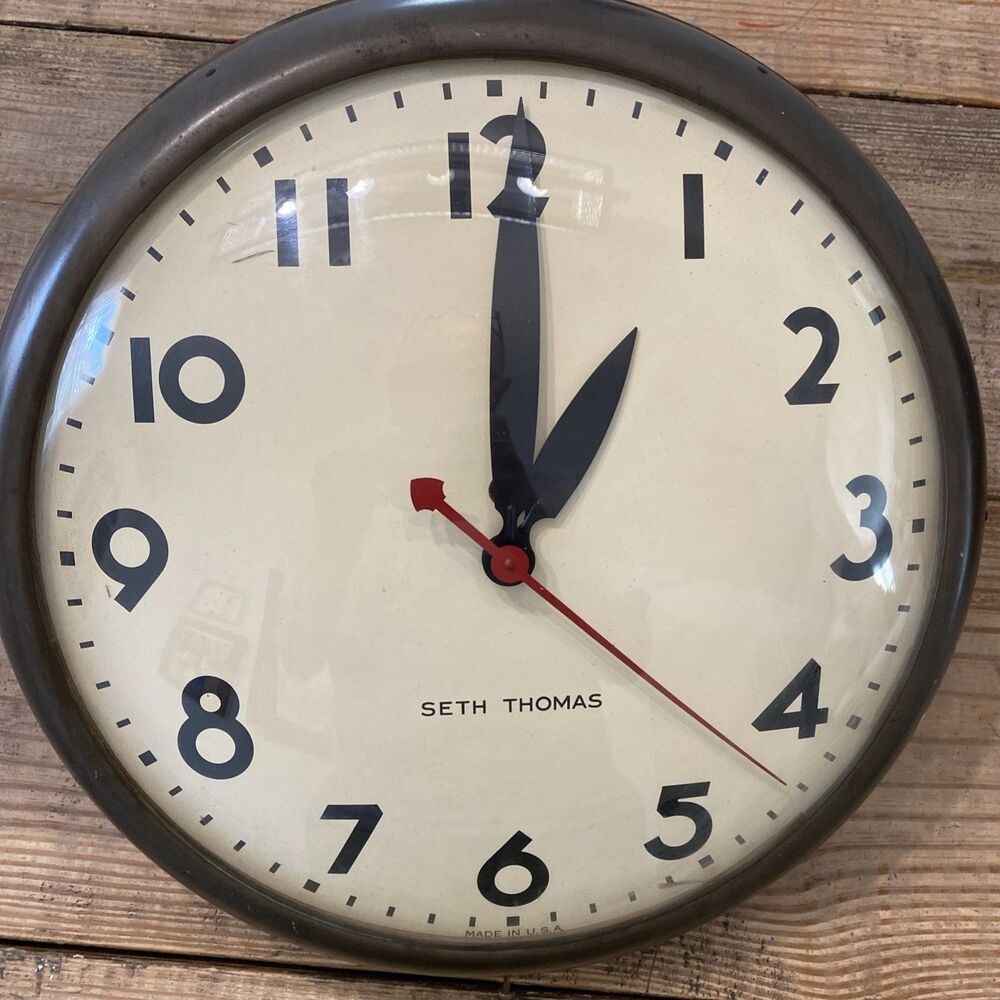 Seth Thomas 15" Wall Clock Made In USA Not Working